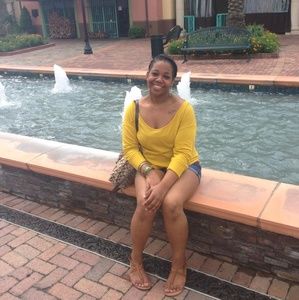 Meet your Posher, Breanna